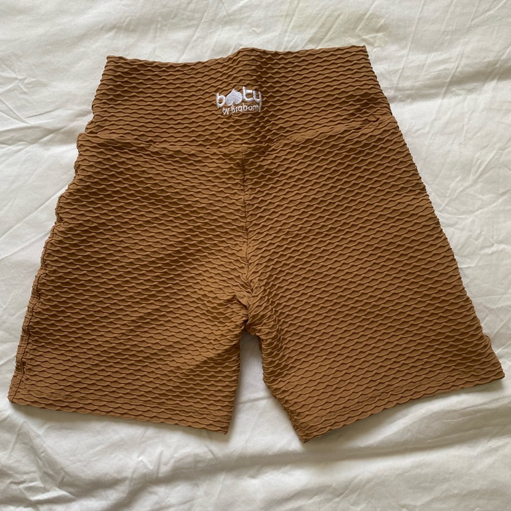 Croco Skin Shorts Caramel - BootyByBrabants